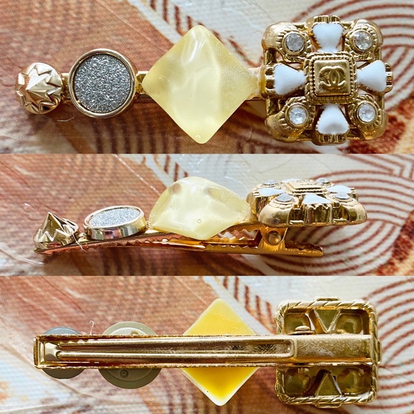 Handmade Designer Button Hairpins - Picture 3 of 4